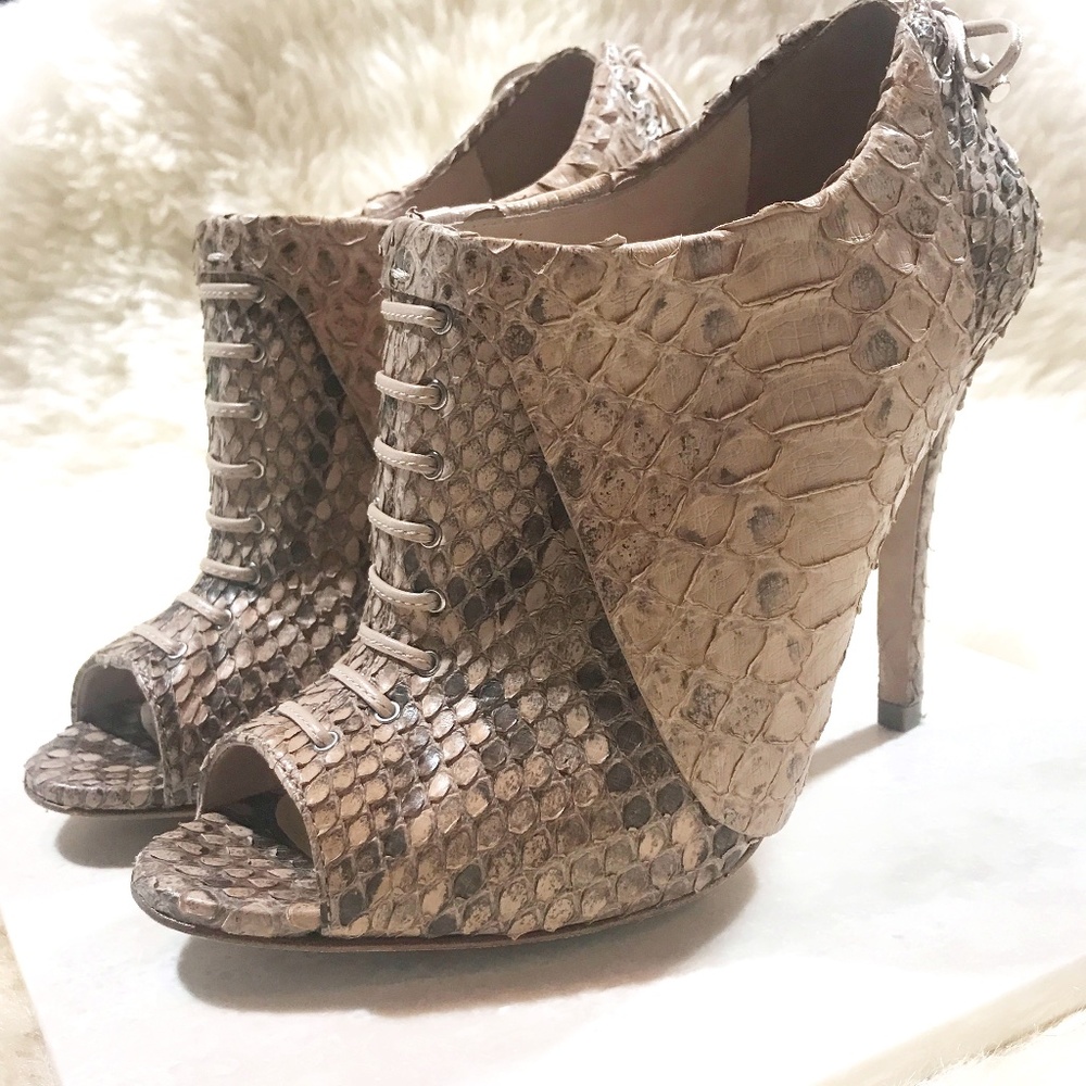 🐍 Camilla Skovgaard Snake Lace-up peep-toe Bootie